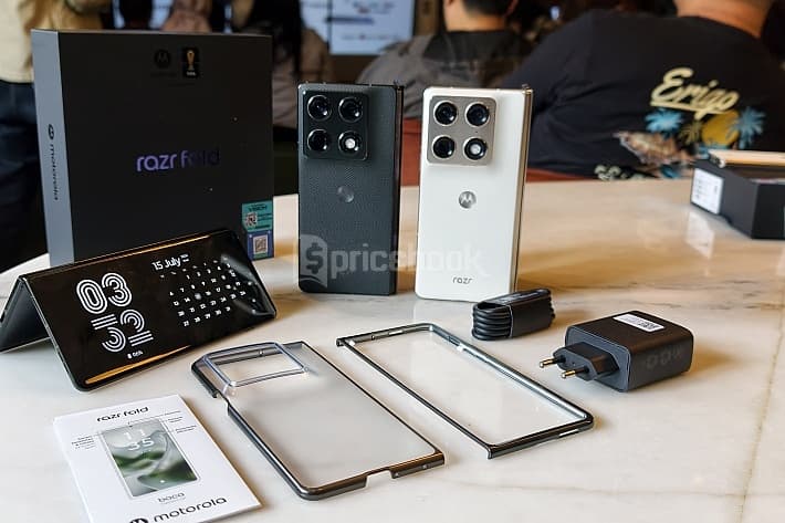 spesifikasi motorola razr fold